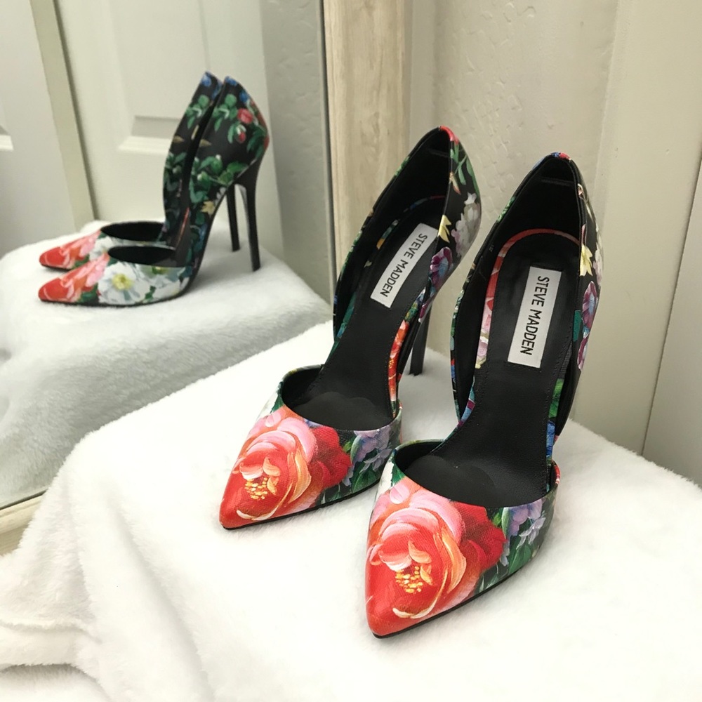 Steve Madden Pumps